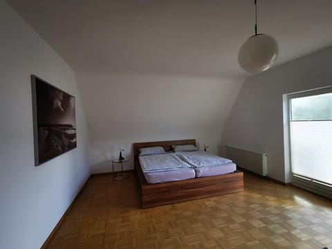 Charmantes Ferienhaus Casa Ella mit Balkon Appartement in Siegen