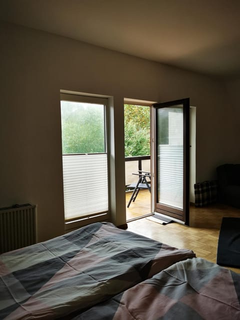 Charmantes Ferienhaus Casa Ella mit Balkon Wohnung in Siegen