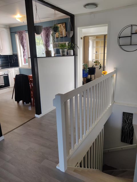 FeelHome 3 bedroom Near University Apartment in Tromso