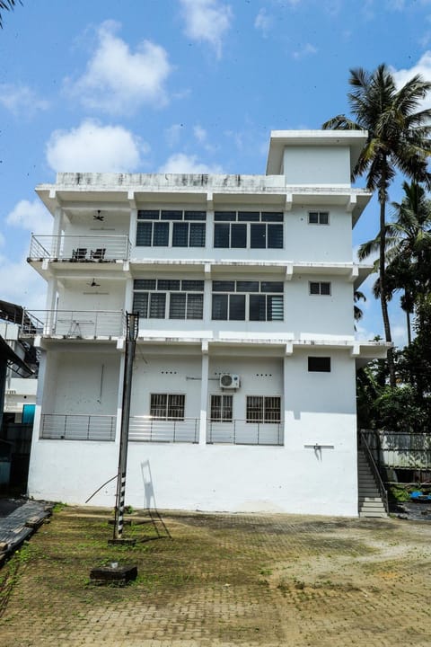 HISHAMS BHAVAN Condo in Kochi