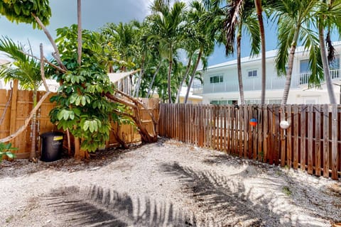 Coastal Charm Hideaway Casa in Key Colony Beach