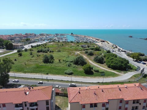 FABIO a Marina di Pisa Condo in Marina di Pisa