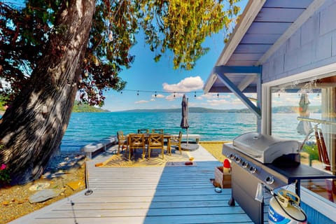 Euphoria on the Fjord House in Hoodsport