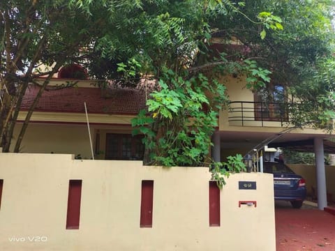 Entire 4 Bedroom villa Villa in Thiruvananthapuram