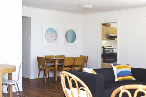 Free night on us this Winter at Surf and Turf Retreat Mollymook Casa in Mollymook