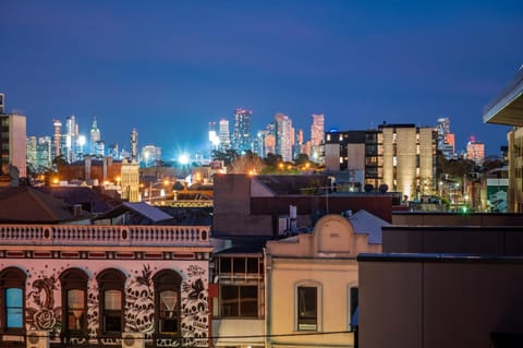 StayCentral - Brunswick Central Townhouse Apartment in Melbourne