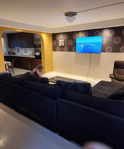 TV and multimedia, Living room