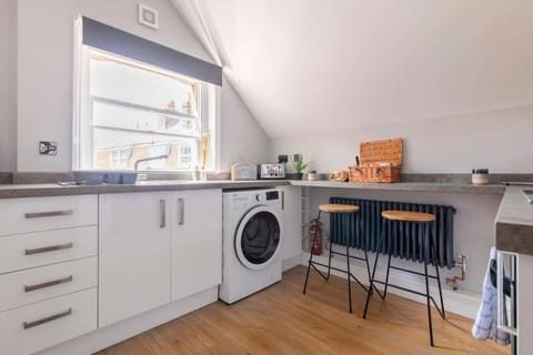 Kitchen or kitchenette, minibar, pet friendly, stove, washing machine, dryer