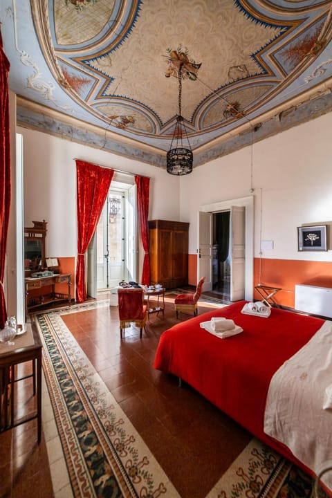 Dimora Storica Giostra Vecchia - Palazzo Grisolia 1809 Bed and Breakfast in Cosenza