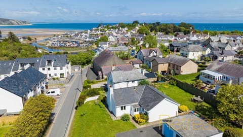 Ovesdon House in Abersoch