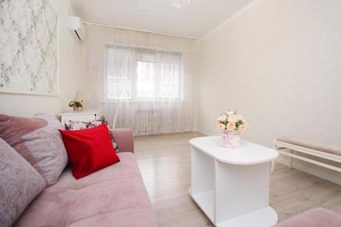 3-х комн. Комфортная ЖК Асыл Тау Apartment in Almaty