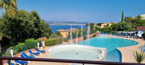 2 pièces vue panoramique sur mer et baie de Cannes Copropriété in Mandelieu-La Napoule