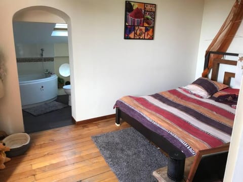 Chambres à partager dans une maison agreable Vacation rental in Île-de-France