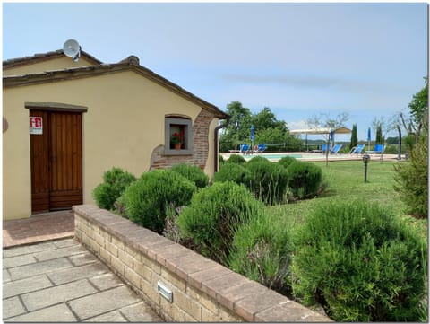 Property building, Garden, Garden view