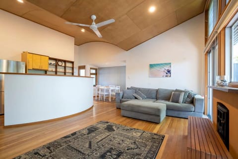 Relaxed Holiday Home Moments to The Beach Casa in Huskisson