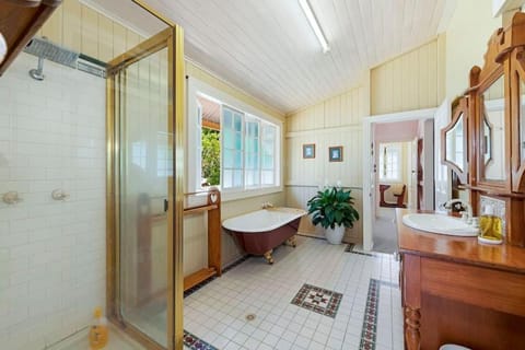 A Charming Queenslander House in Bundaberg