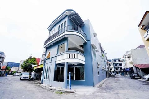 Petra F7 Surabaya Murah Fasilitas Lengkap Bed and Breakfast in Surabaya