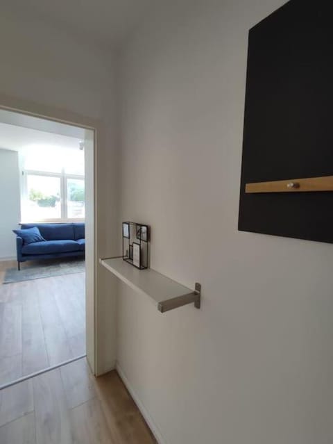 'BRIGHT 201' Moderne, helle Wohnung in BI Zentrum, 400 m bis Lokschuppen, Smart-TV, WLAN Apartment in Bielefeld