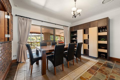 The Lodge - A Great Stay House in Nerang