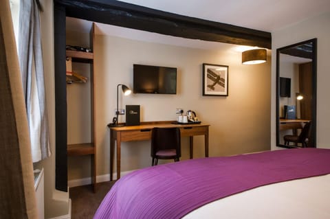 The White Hart by Innkeeper's Collection Hotel in England
