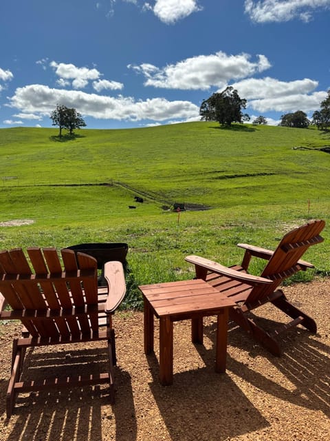 Tanjanerup Chalets. “Clementine” Apartamento in Nannup