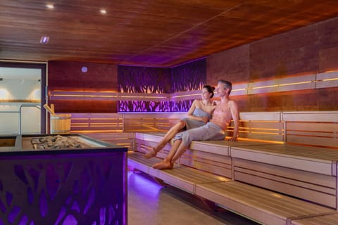 Sauna, Spa and wellness centre/facilities