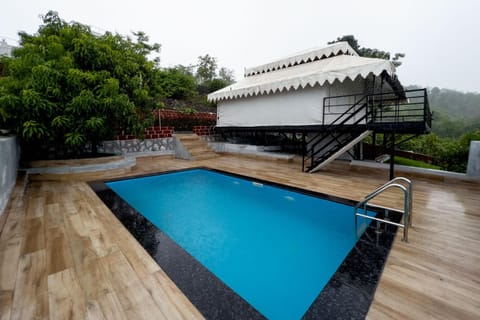 StayVista's Panoramic Peaks - Mountain-View Villa with Pool, Tent & Turf Villa in Maharashtra