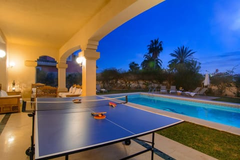 Garden, Garden, Table tennis, Balcony/Terrace, Seating area, Garden view, Pool view, Pool view, Area and facilities, Swimming pool, Swimming pool