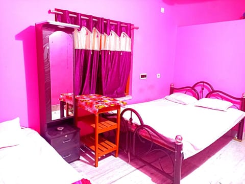 Rabindra Bilas Homestay Vacation rental in West Bengal