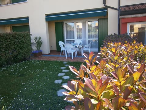 Patio, Garden, Garden