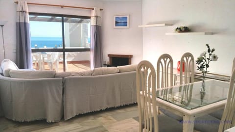 Penthouse with great panoramic views in Calahonda Apartment in Sitio de Calahonda