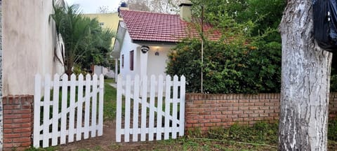 Property building, Facade/entrance, Garden