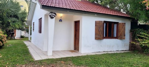 Facade/entrance, Garden view