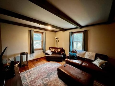The AuSable House-Peaceful, pet friendly getaway Casa in Wilmington