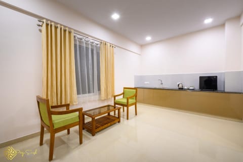Daffodils Luxury Airport Suites Condominio in Kochi