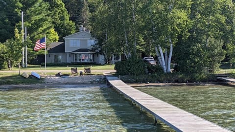 Crystal Lake Paradise - Gorgeous Lakefront Luxury! Casa in Crystal Lake