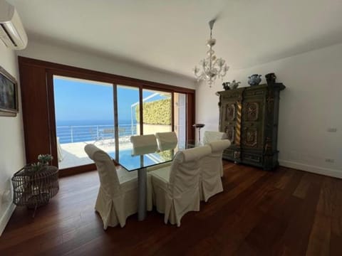 Camogli - "Casa Oliver" - Liguria Holidays Apartment in Camogli