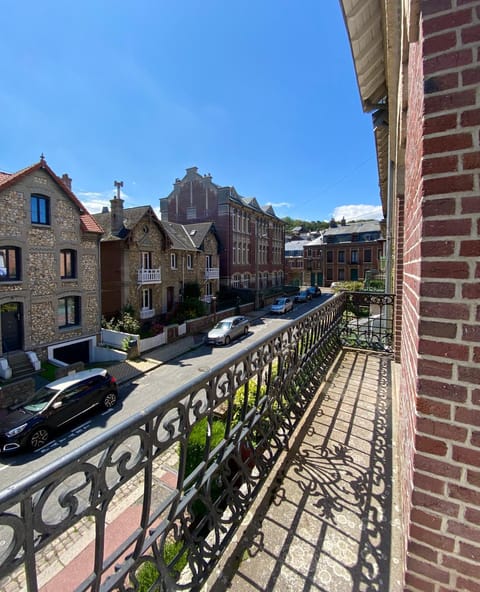 Perle Marine Haussmannienne - Lumineux & Calme - Proche Gare & Plage Apartment in Dieppe