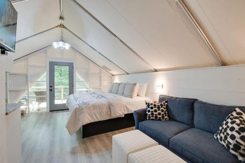 12 Launch Pad Luxury Glamping Tent Space Theme Tenda di lusso in Grant