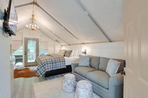 10 The Lodge Luxury Glamping Tent Hunting Theme Tienda de lujo in Grant