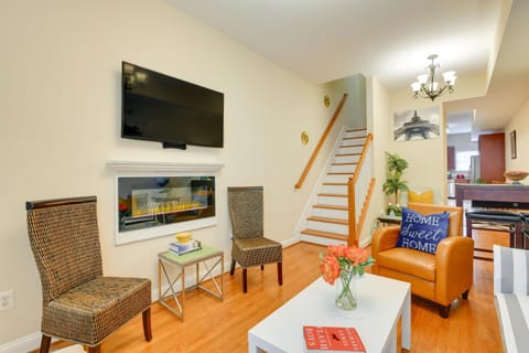 Downtown Baltimore Vacation Rental WFH Friendly! Casa in Baltimore
