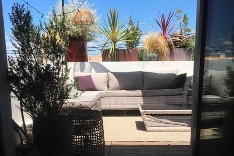 Maison grande terrasse aux portes des Calanques House in Marseille