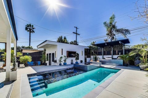 Sleek & Chic Melrose Villa Villa in West Hollywood