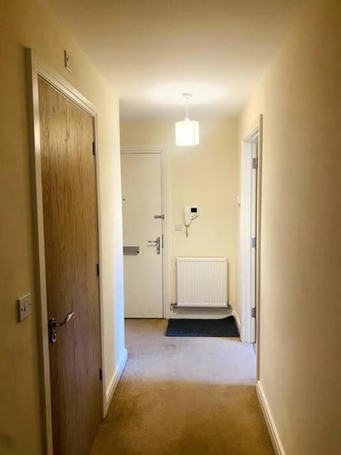 Spacious Ground Floor Flat Apartamento in Aylesbury