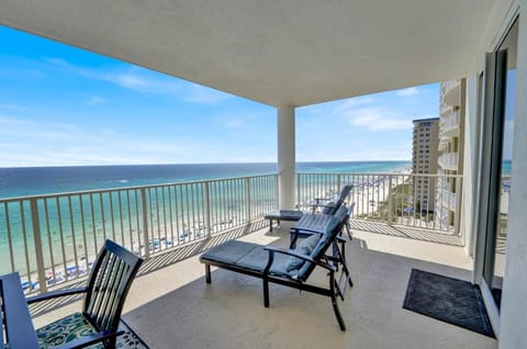 Ocean Ritz 1203 - Condo with 2 gulf-front master bedrooms, sleeps 12 House in Long Beach