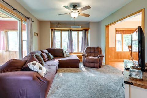 Grand Blanc Rental with Gas Grill and Private Yard House in Grand Blanc