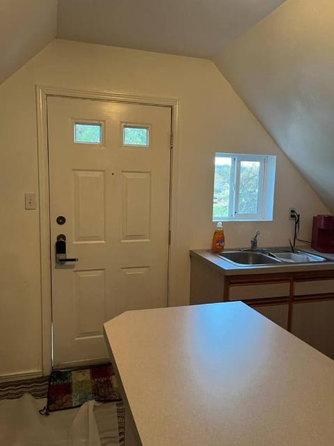 Large One Bedroom on City Farmland Apartment in Longview