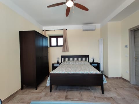 Bed, Bedroom, fireplace, wardrobe