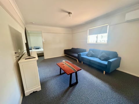 West View Caravanpark Apartment in Dubbo