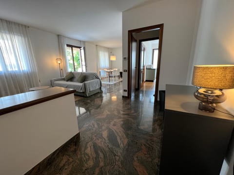 Living room, Photo of the whole room, Seating area